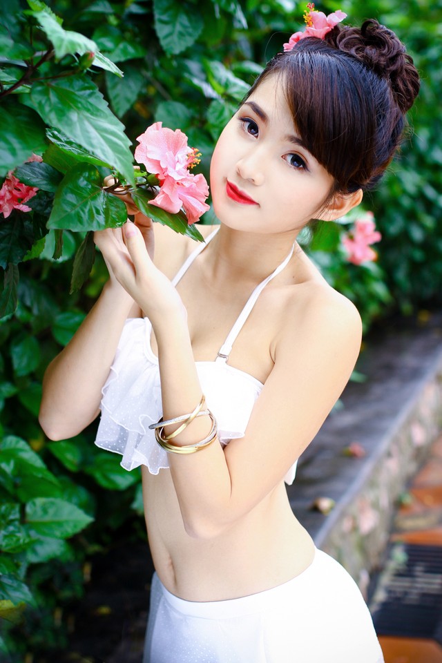 Bikini Chu Quỳnh Phương - Hotgirl đình đám nhất hiện nay